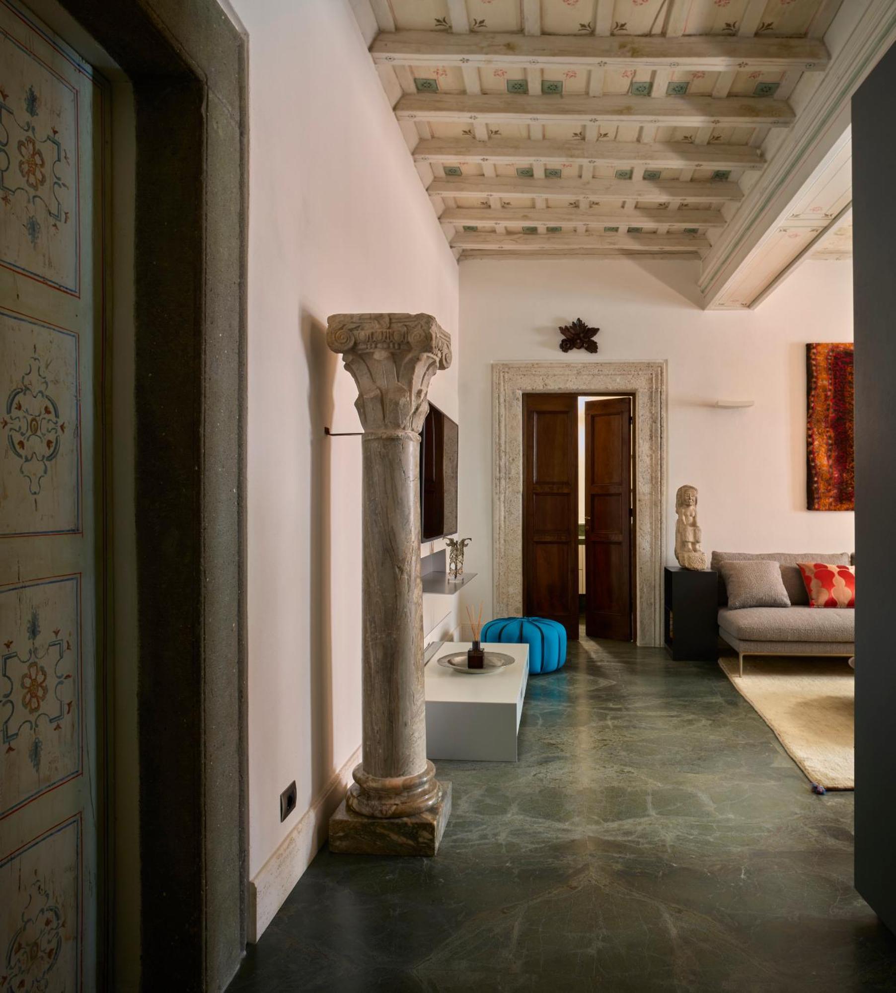 Palazzo Delle Pietre - Luxury Apartments Рим Экстерьер фото