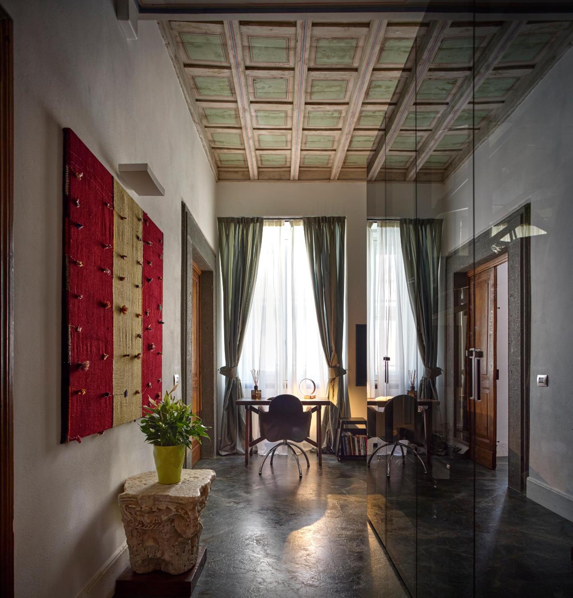 Palazzo Delle Pietre - Luxury Apartments Рим Экстерьер фото